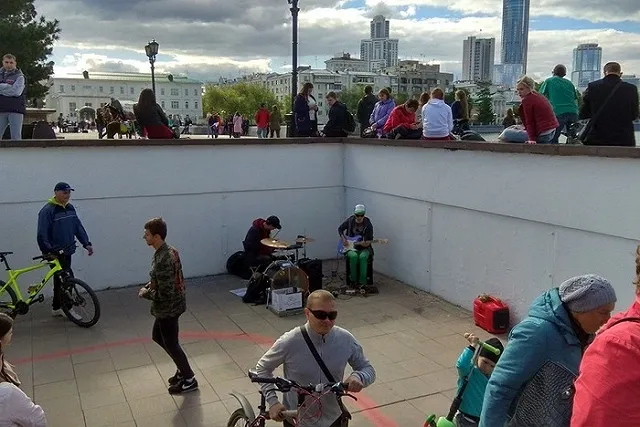 FARE выпустила путеводитель по Екатеринбургу для нац- и секс-меньшинств