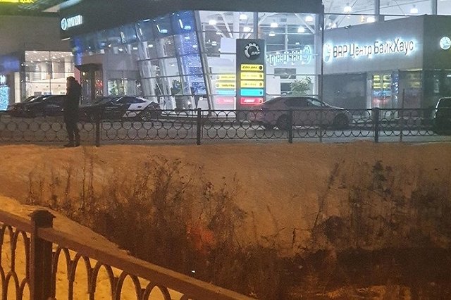 На Металлургов произошёл прорыв газовой трубы