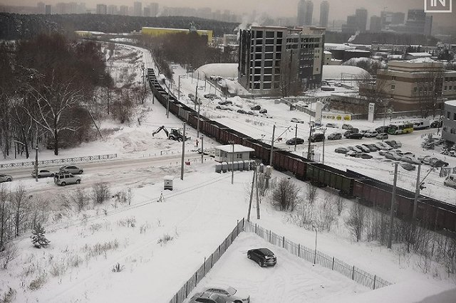 Мэрия Екатеринбурга назвала причину гигантской пробки на Сибирском тракте