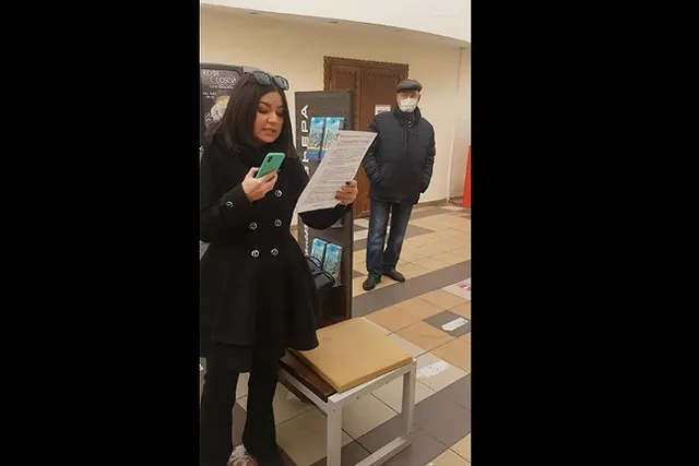 Антиваксеры захватили власть в российском ТЦ и пускали в него без QR-кодов