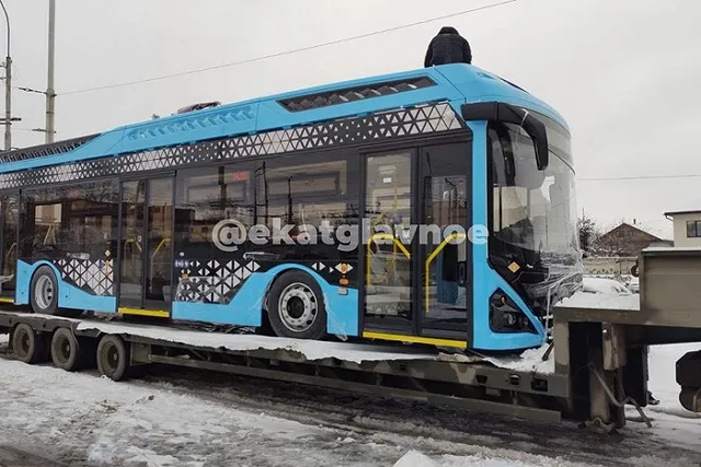 Это нам за что? Екатеринбургу бесплатно достался ещё один троллейбус
