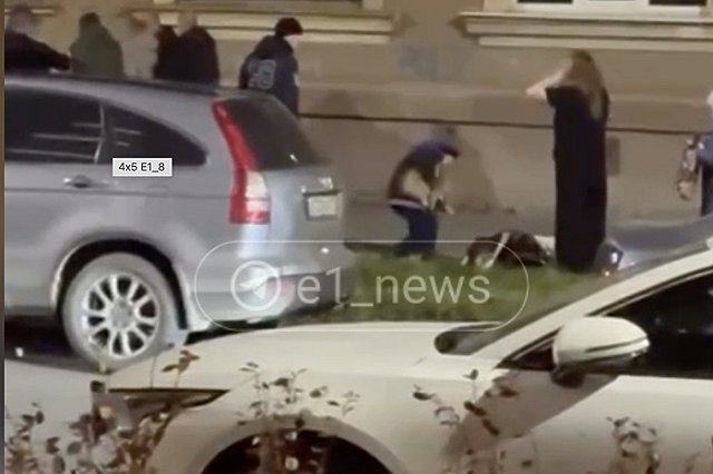 На Уралмаше таксист выстрелил в пассажира на глазах у ребенка