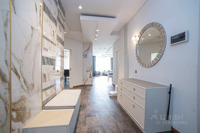 В Екатеринбурге продают квартиру за 123 миллиона