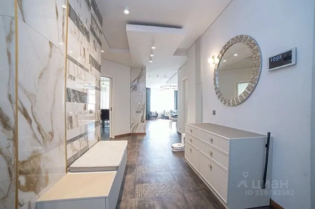 В Екатеринбурге продают квартиру за 123 миллиона