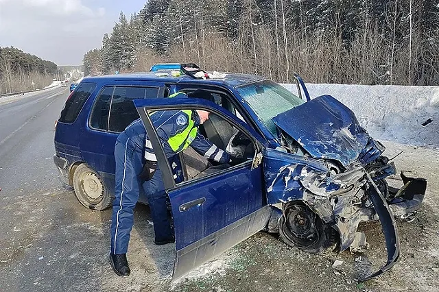 Екатеринбурженка за рулем праворульной Toyota погибла накануне праздника 8 марта