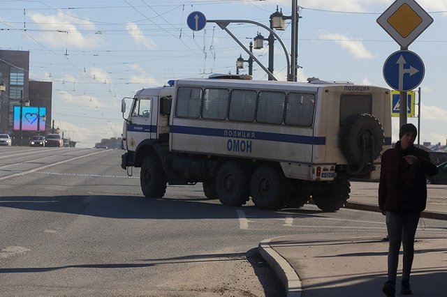 Рекорд Захарченко побит: у полковника ФСБ нашли 12 млрд рублей