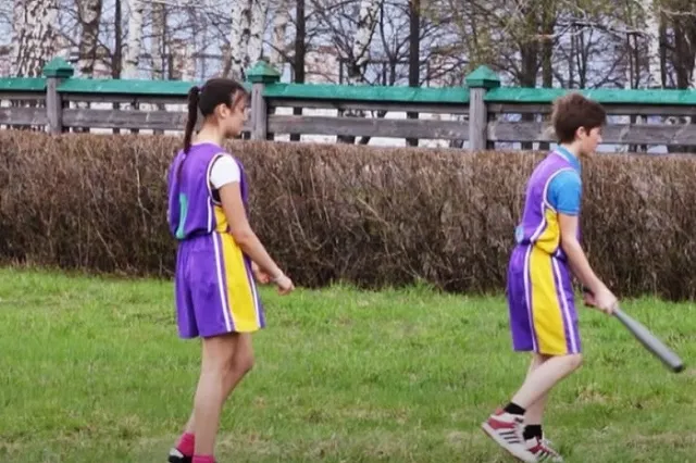 В школьную программу включат игру в лапту