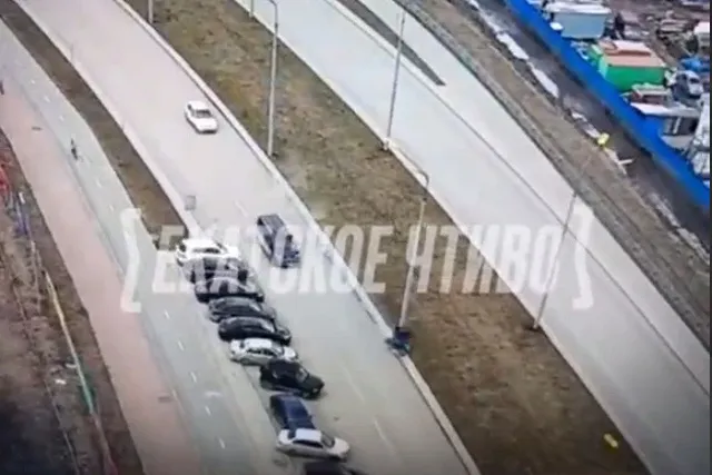 В Солнечном при обгоне микроавтобуса погиб мотоциклист (ВИДЕО)