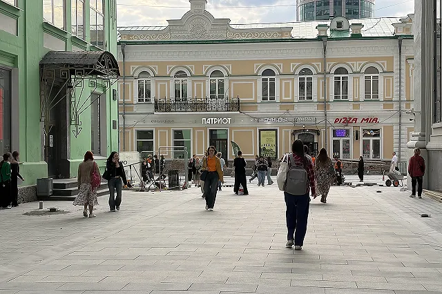 В Екатеринбурге частично открыли улицу Вайнера