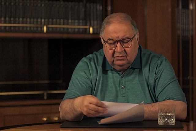 Эксперты — о новом ролике видеоблогера Усманова: это очевидный прогресс