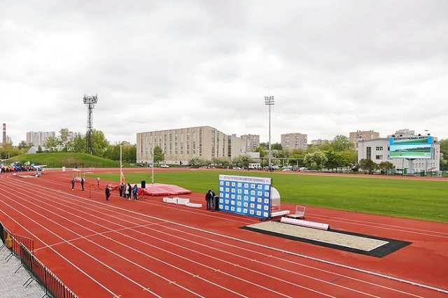 В Екатеринбурге торжественно открыли СК «Калининец»