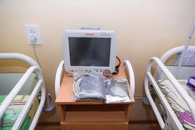 «Да, детали из Китая, но зачем панику разводить». Об ИВЛ «Уральского приборостроительного завода»