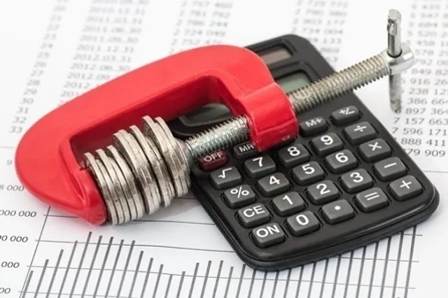 В Екатеринбурге призвали поменять схему начисления стоимости за услуги ЖКХ