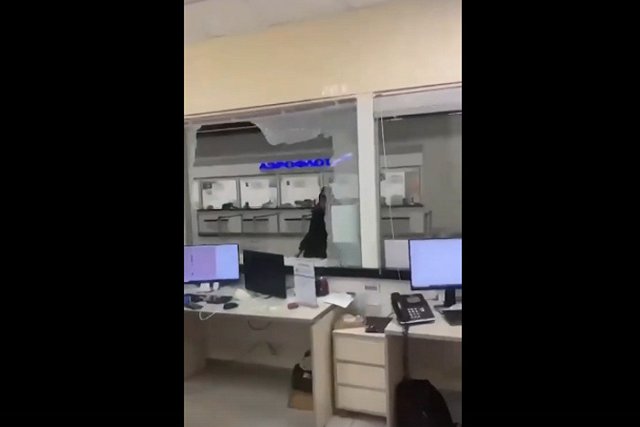 Опоздавший на регистрацию пермяк устроил погром в представительстве «Победы»