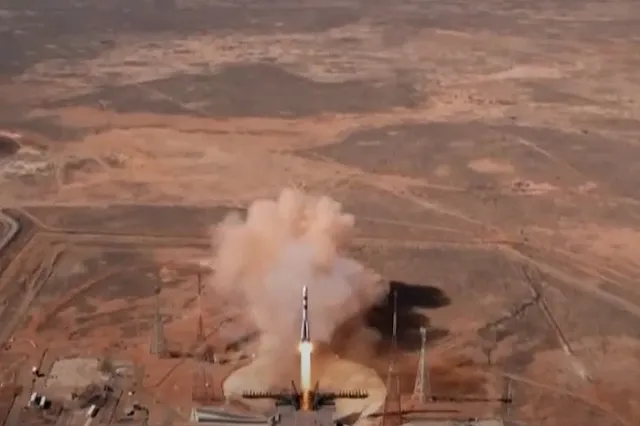 На Свердловскую область рухнули обломки ракеты из космоса