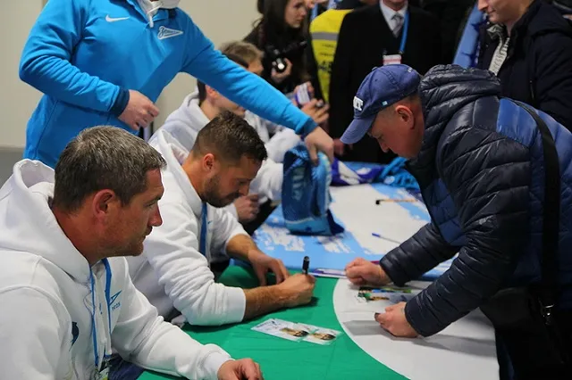 На автографах каких знаменитостей зарабатывают екатеринбуржцы