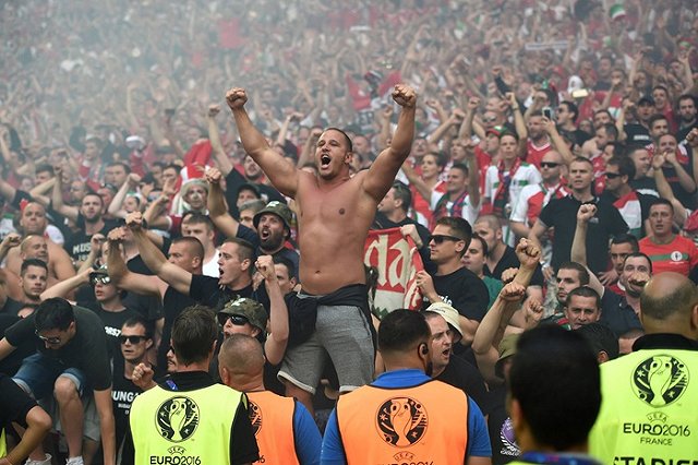 Депутат Госдумы предложил сделать фанатские драки видом спорта