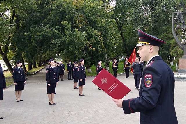 Криминалисты свердловского МВД приняли Присягу в Екатеринбурге