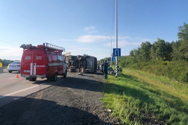 На Урале перевернулся пассажирский автобус