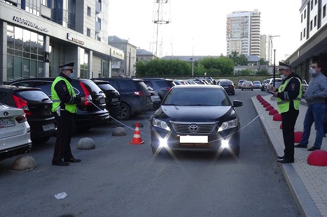 В центре Екатеринбурга «Тойота» сбила ребёнка