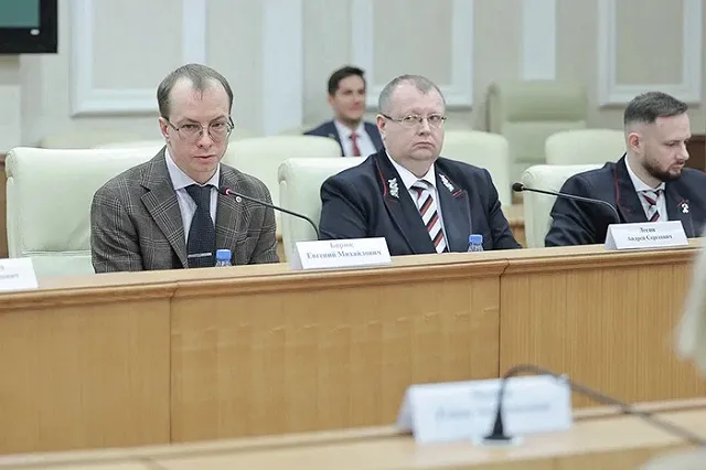 В ЗакСО решили, отправлять ли этим летом «поезд здоровья» со свердловскими детьми в Анапу