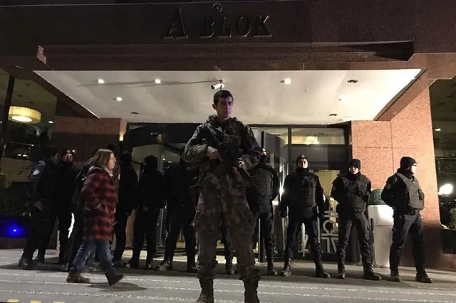 Российские следователи вылетели в Турцию для расследования убийства посла