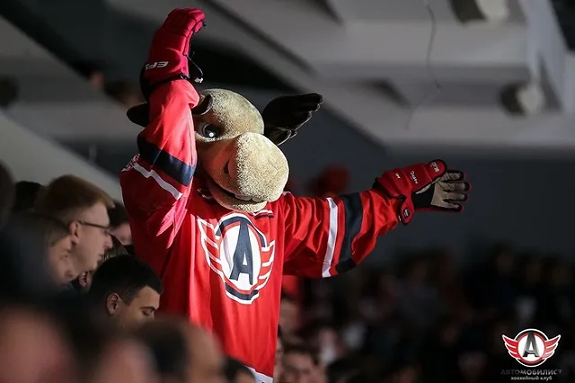 «Автомобилист» разгромил «Металлург», одержав 16-ю победу подряд