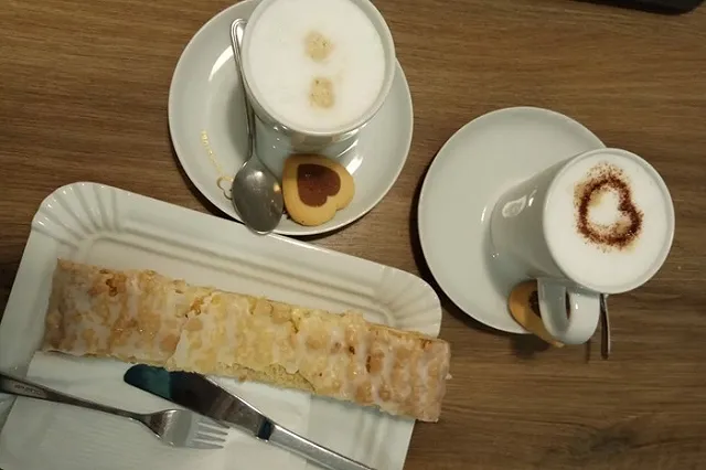 23-летняя москвичка погибла во время конкурса по поеданию пирожных