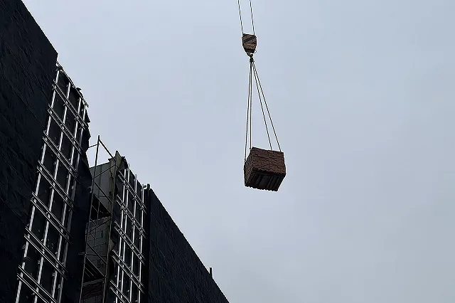 Стало известно, кто восстановит пострадавшие от атаки БПЛА квартиры в Екатеринбурге