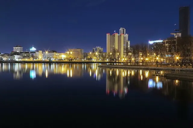 Супруги членов свердловского правительства оказались богачами