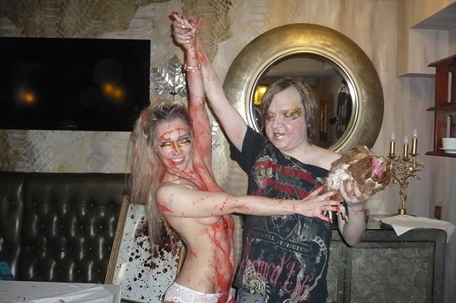 «Агония революции» или Бал сатаны. Антон Симаков отметил 7 ноября