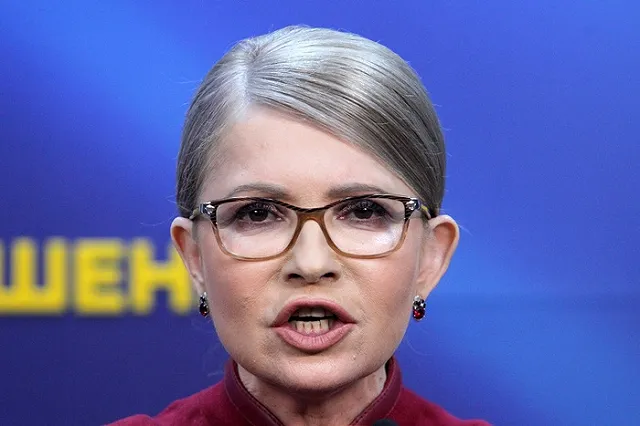 Тимошенко увидела унижение государства в звонке Порошенко Зеленскому