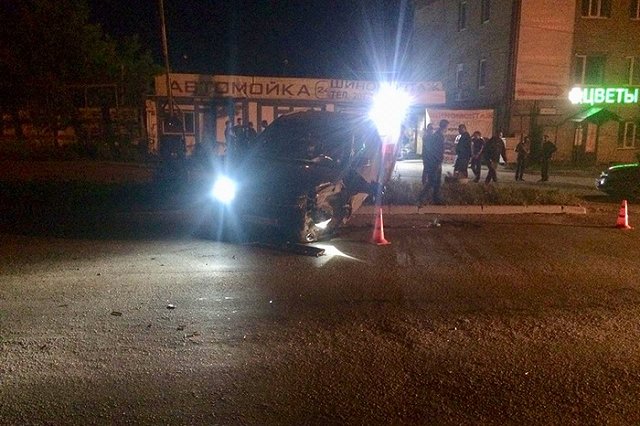 На Бисертской «Форд Эксплорер» выехал на встречку и врезался в «ВАЗ» с детьми