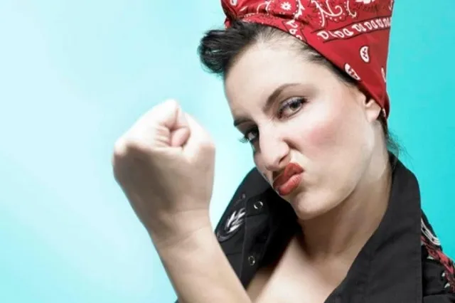 Против радикальной феминистки собираются возбудить уголовное дело за призыв к убийству мужчин