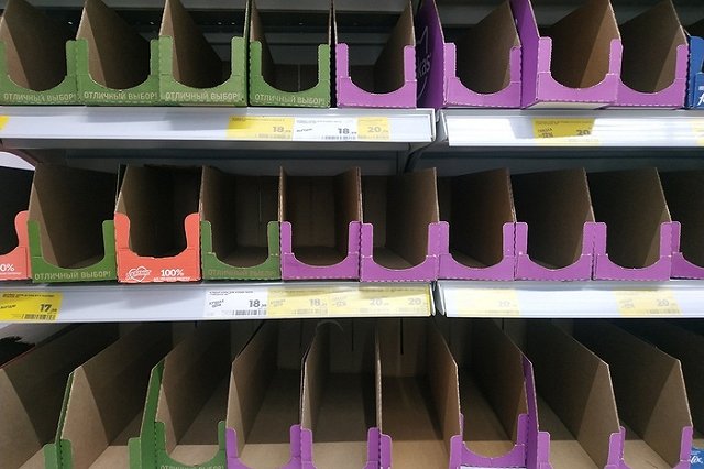 Крупная торговая сеть приостановила закупку кормов для животных Mars