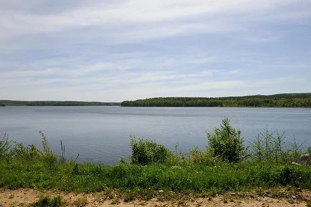 У отеля «Рамада» в Екатеринбурге утонул 38-летний мужчина