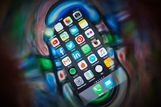 Американка пытается отсудить миллиард долларов за медленную работу iPhone