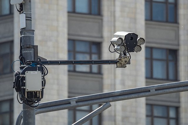 В Москве начали проверять наличие полисов ОСАГО при помощи камер