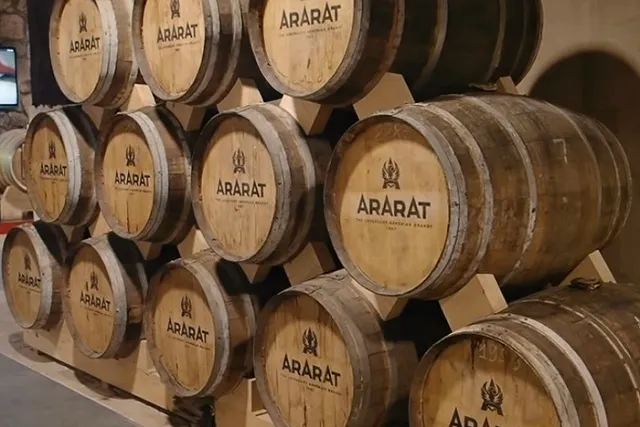 В Армении объявили о прекращении экспорта коньяка «Арарат» в Россию