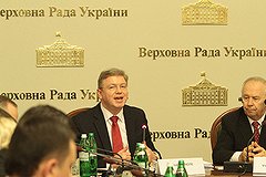 Фюле обеспокоен ситуацией на границе Грузии с Южной Осетией