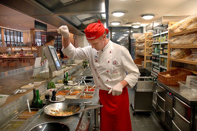 Ученые объяснили высокую продолжительность жизни при средиземноморской диете