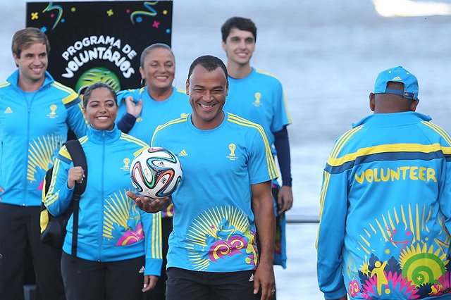 Свердловских волонтеров к ЧМ-2018 будут готовить в УрФУ