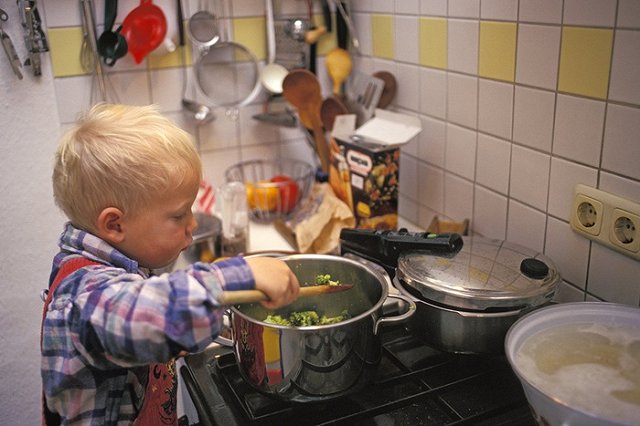 Екатеринбуржцы в соцсетях соревнуются в исполнении нестандартных обещаний