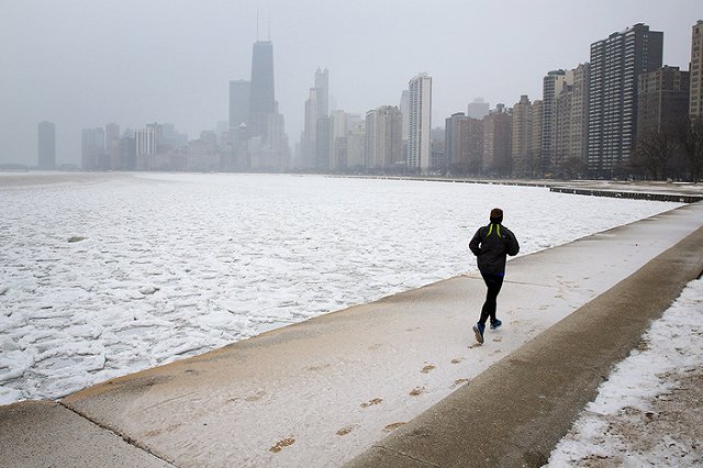 В Чикаго темнокожие противники Трампа избили инвалида
