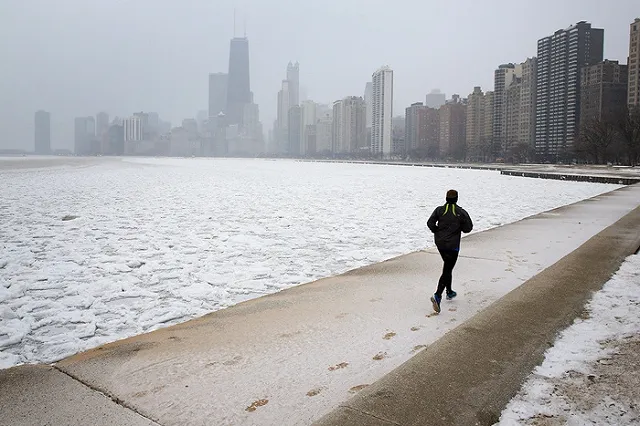 В Чикаго темнокожие противники Трампа избили инвалида