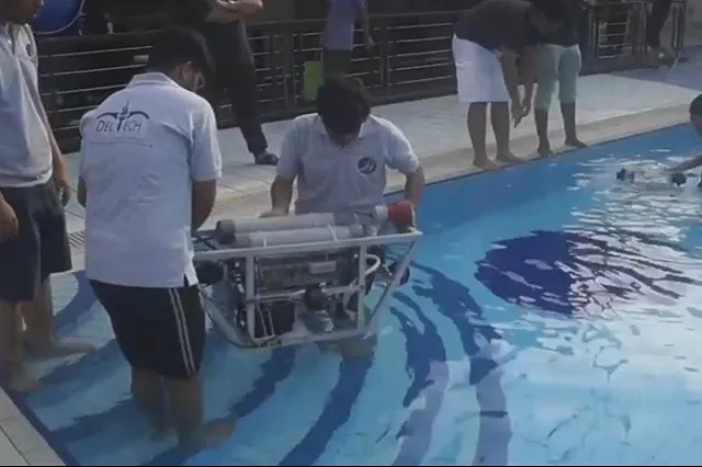 Студенты ДВФУ победили на международном турнире по подводной робототехнике