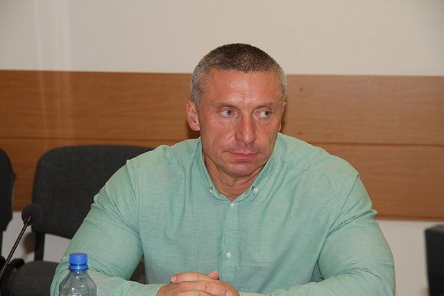 «Смотрите, кто ушел»: екатеринбургскую думу покинул 21 депутат из 36