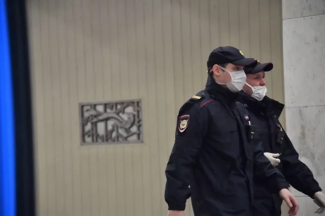 В свердловском ГУ МВД назвали число полицейских, заразившихся коронавирусом