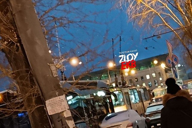 На Эльмаше остановилось движение трамваев