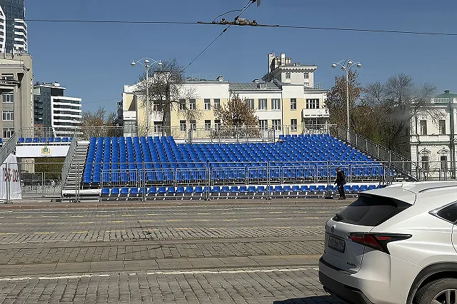 Центр Екатеринбурга будет перекрыт сегодня вечером